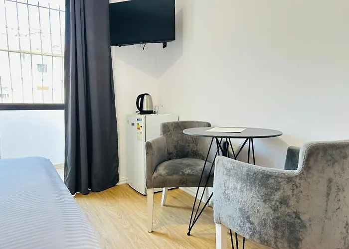 Sela Rent- And Apartment *