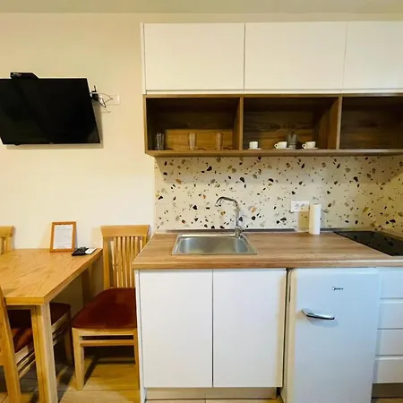 Apartamento Urban Life Tirana- & *